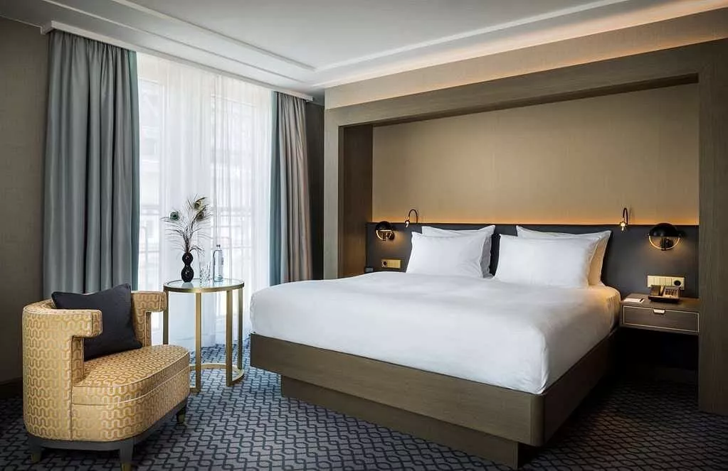 精選五星飯店4Hilton Vienna Plaza（維也納廣場希爾頓酒店）