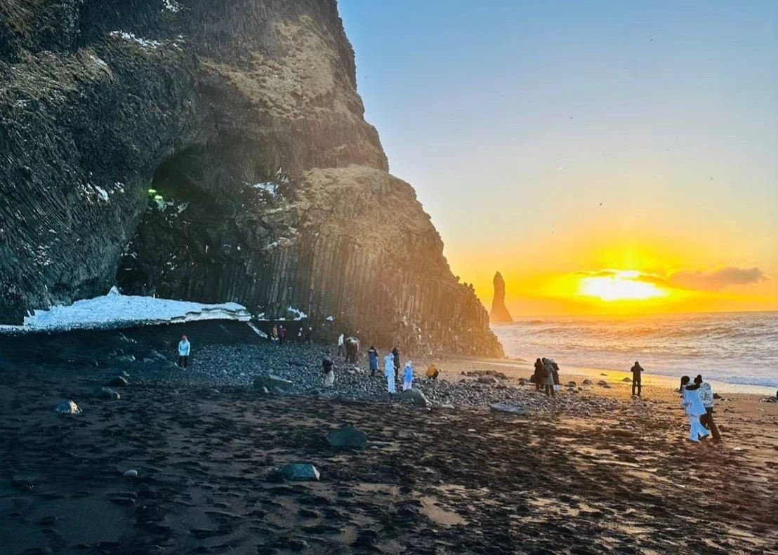 冰島-黑沙灘